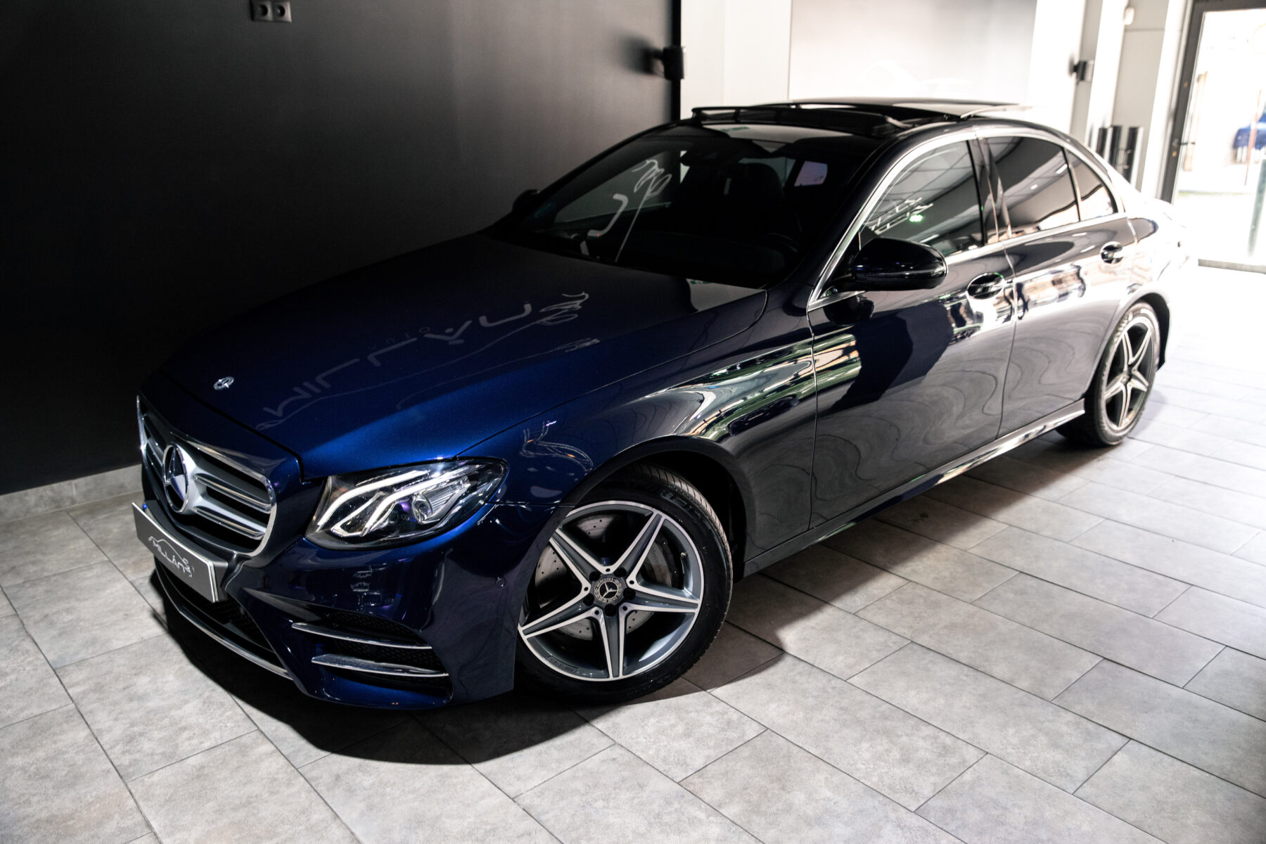 MERCEDES-BENZ E350 AMG