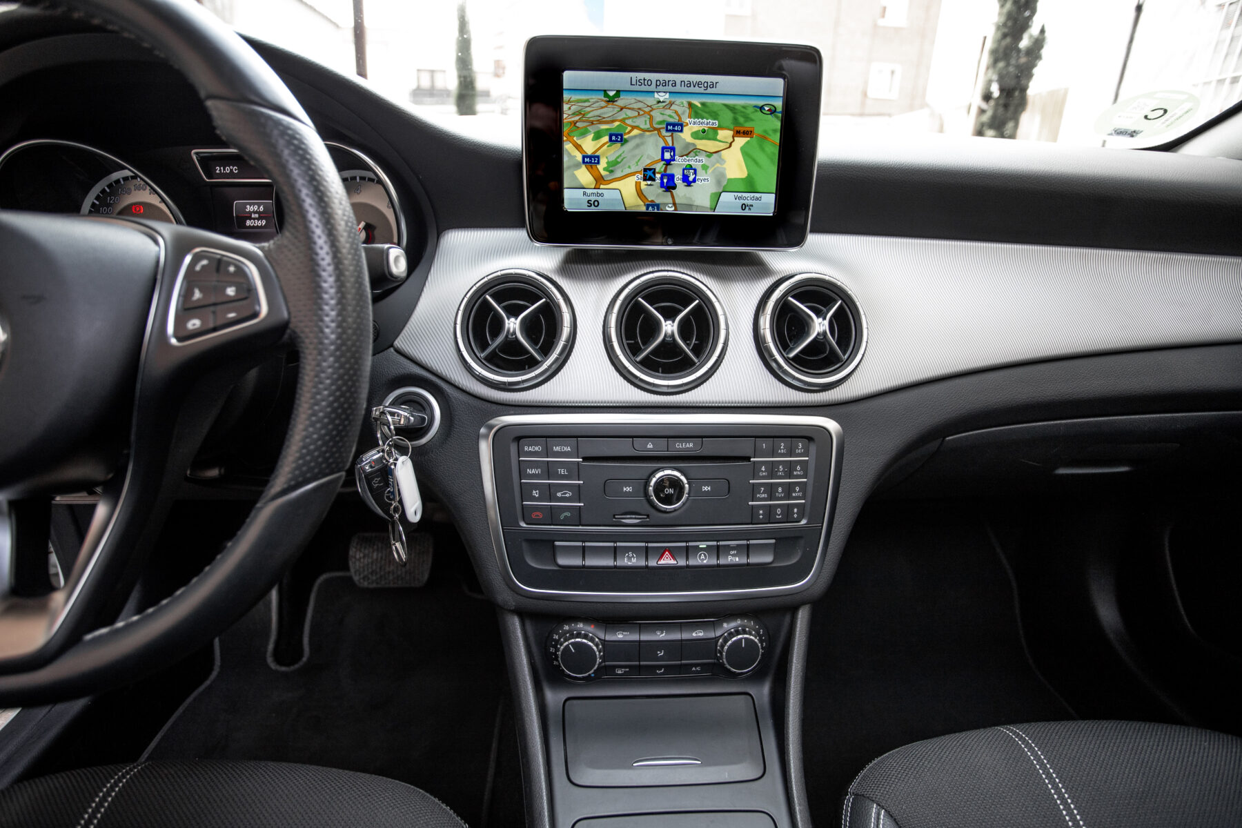 MERCEDES-BENZ CLA 200d 4 matic