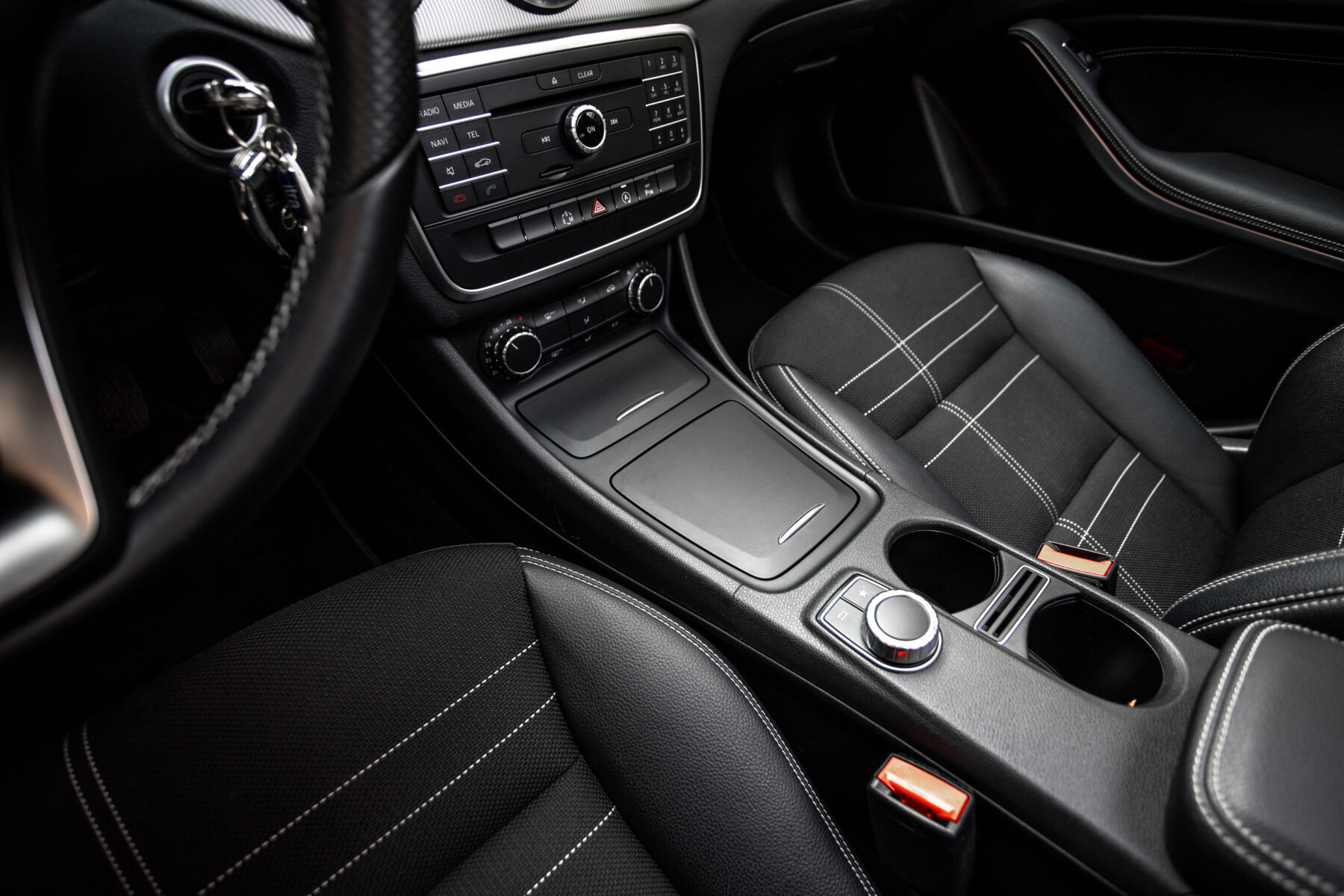 MERCEDES-BENZ CLA 200d 4 matic