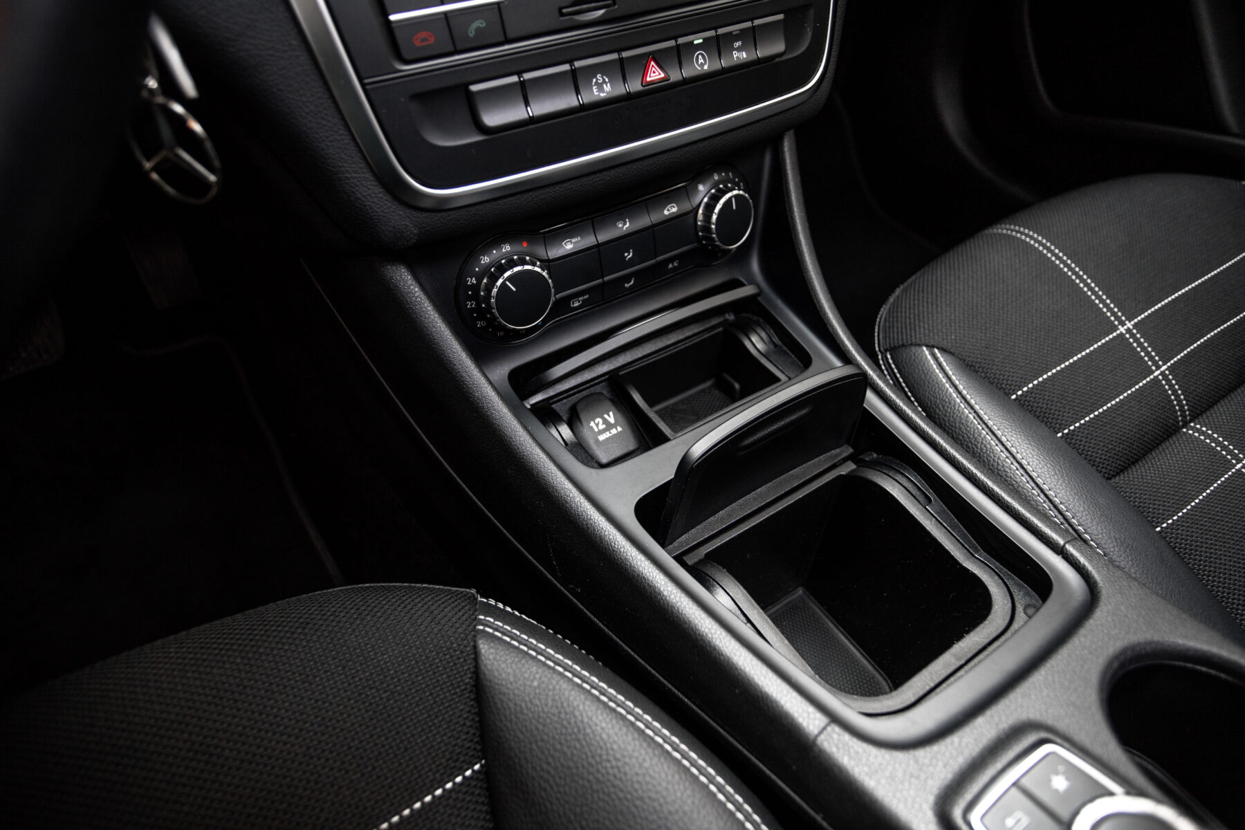 MERCEDES-BENZ CLA 200d 4 matic