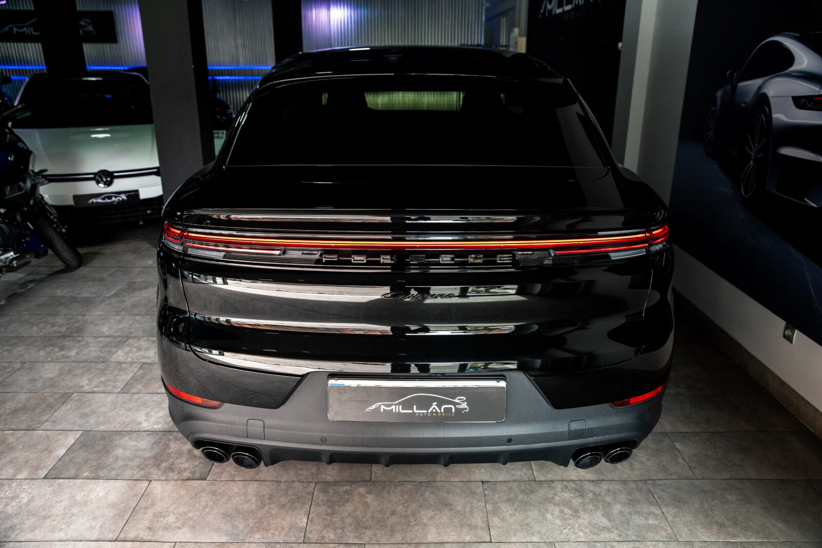 PORSCHE Cayenne Coupé S EHybrid Black Edition