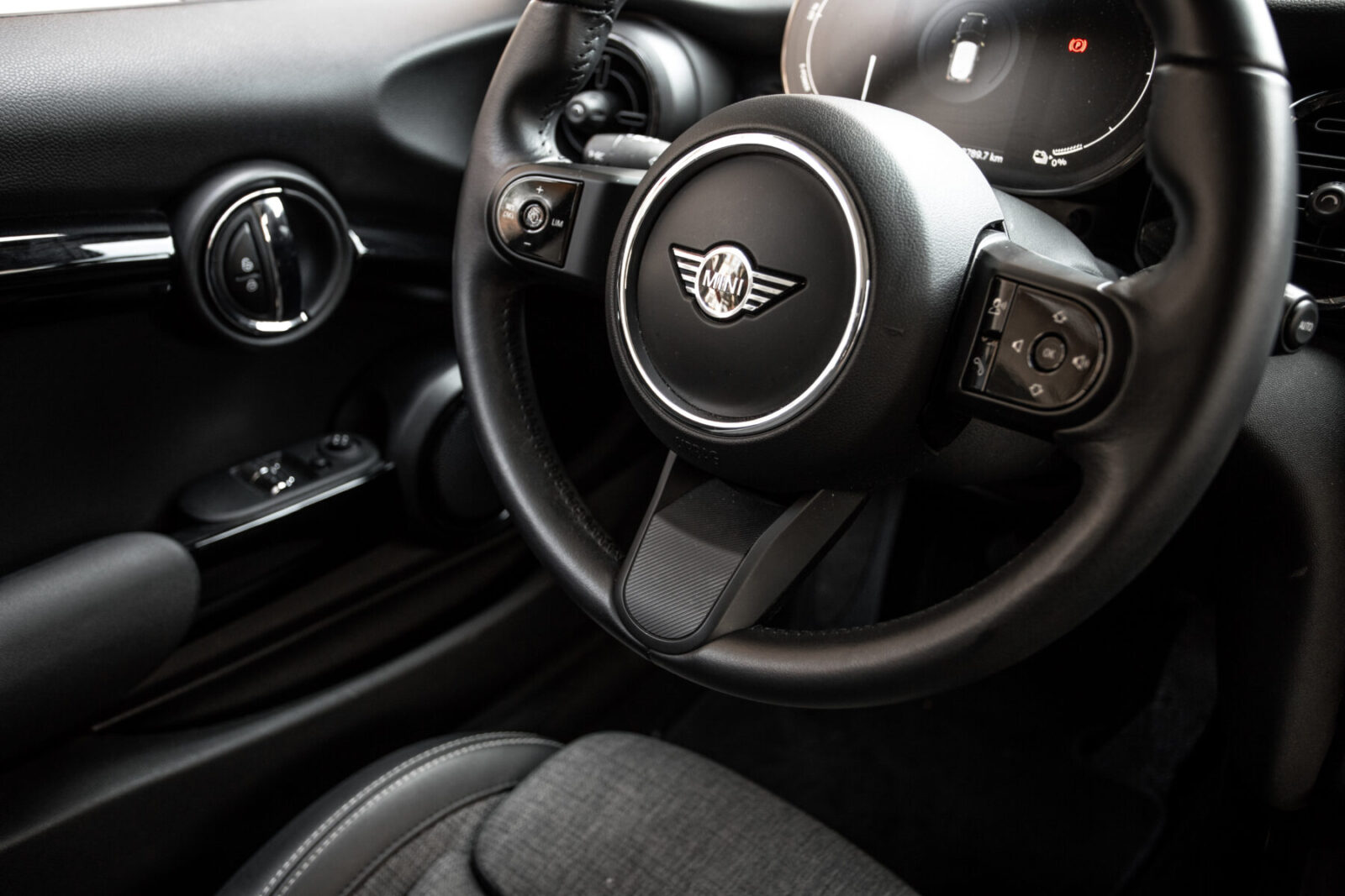 MINI COOPER SE