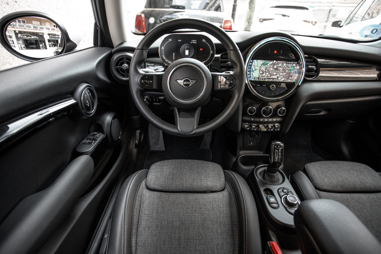 MINI COOPER SE