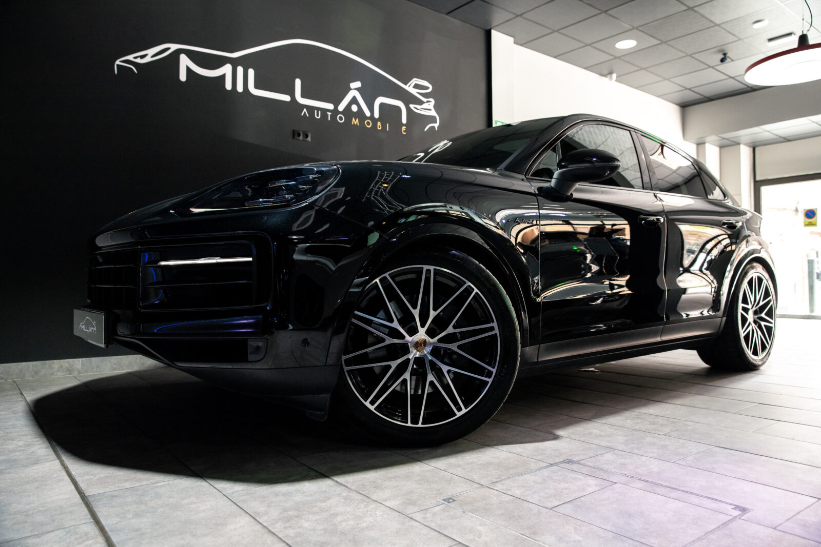 PORSCHE Cayenne Coupé S EHybrid Black Edition