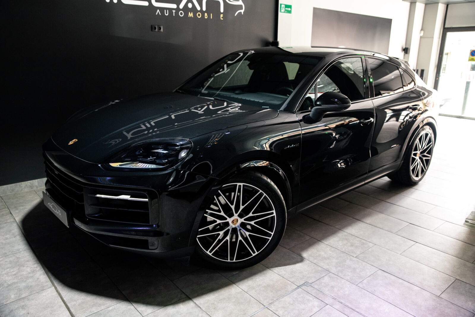 PORSCHE Cayenne Coupé S EHybrid Black Edition