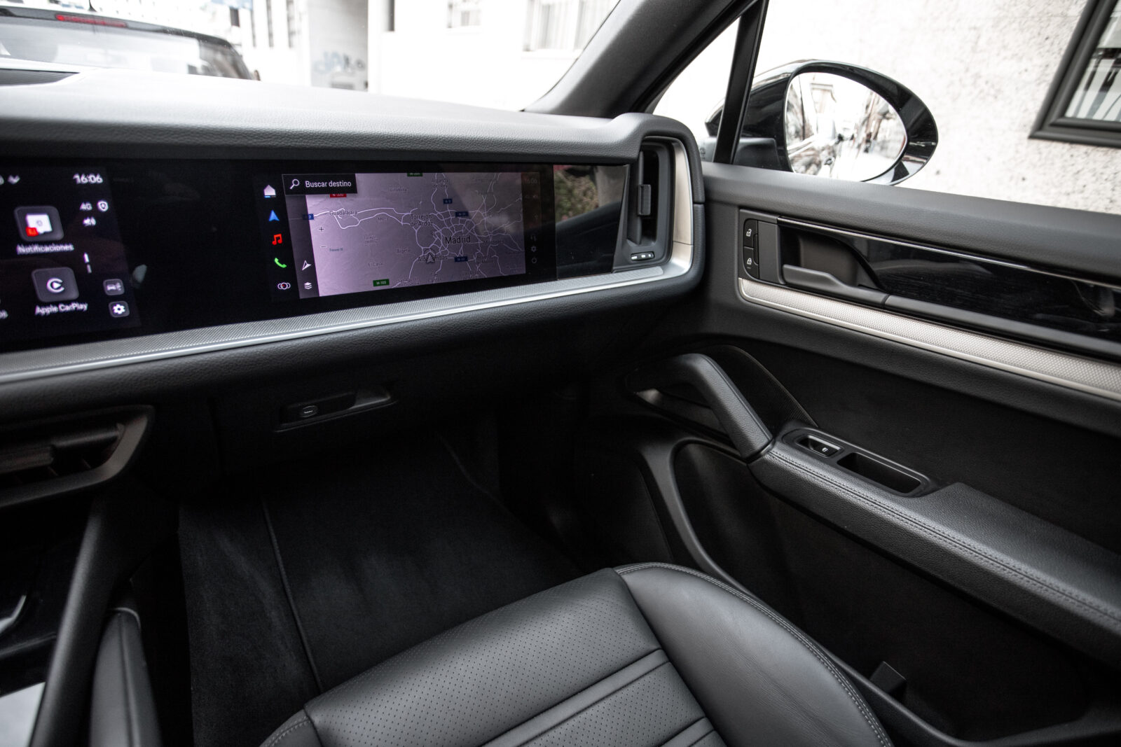 PORSCHE Cayenne Coupé S EHybrid Black Edition