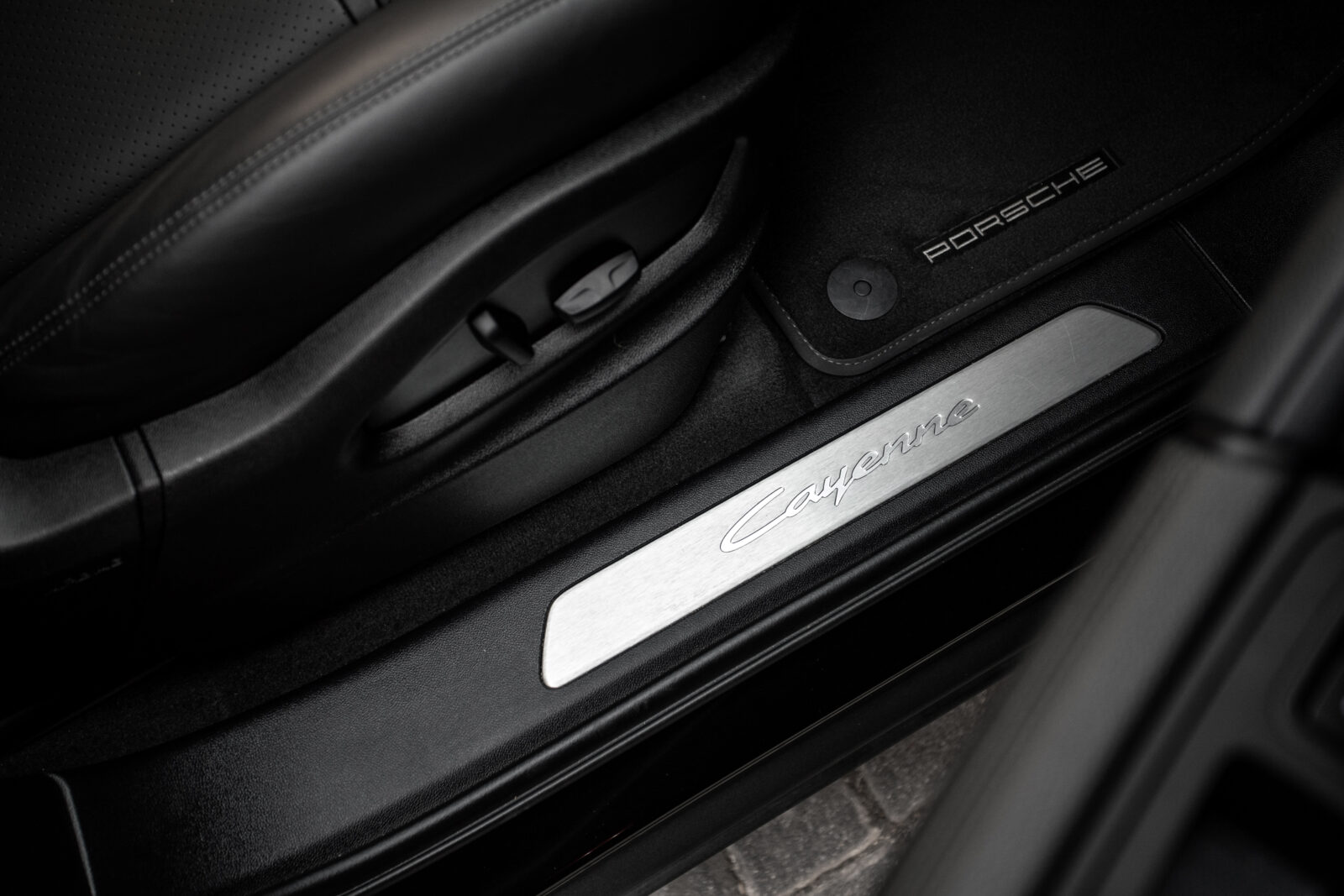 PORSCHE Cayenne Coupé S EHybrid Black Edition