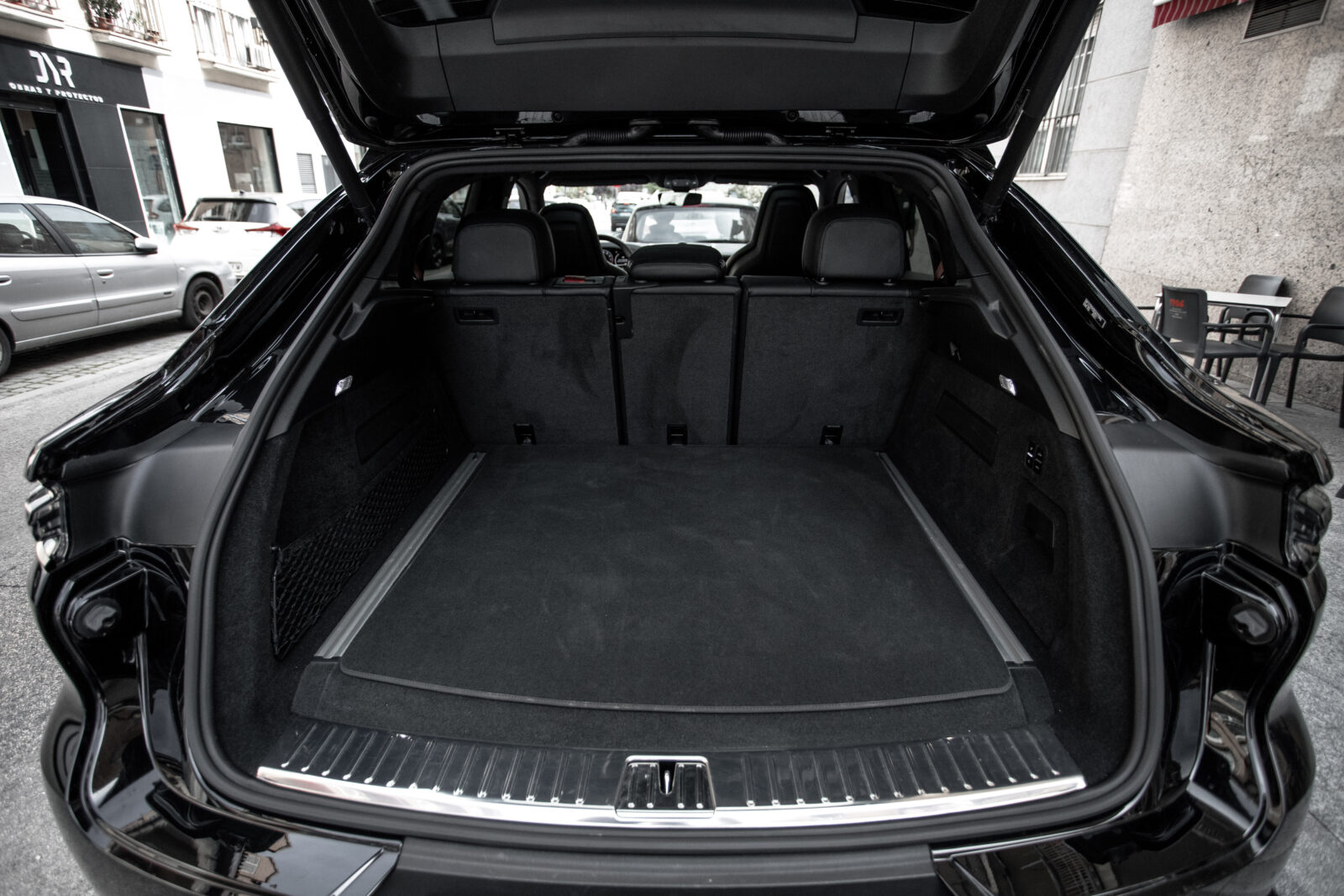 PORSCHE Cayenne Coupé S EHybrid Black Edition