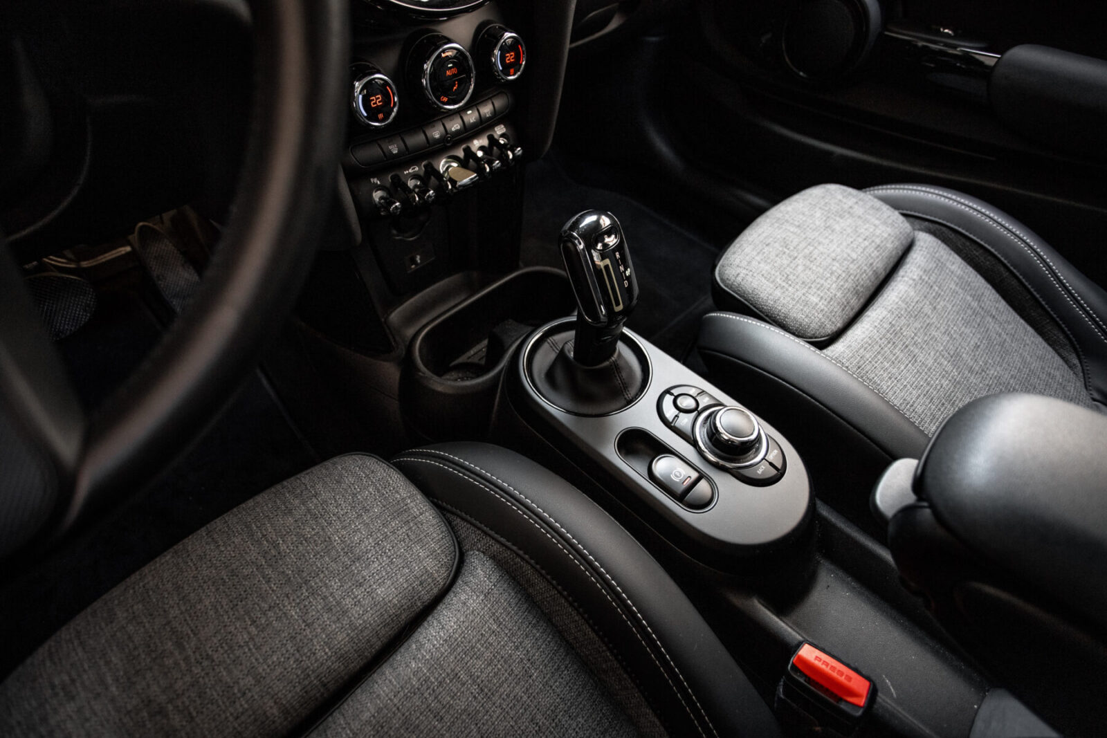 MINI COOPER SE