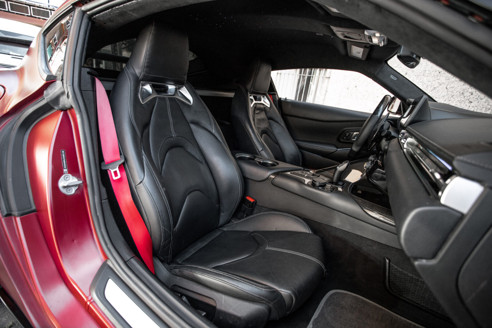 TOYOTA SUPRA