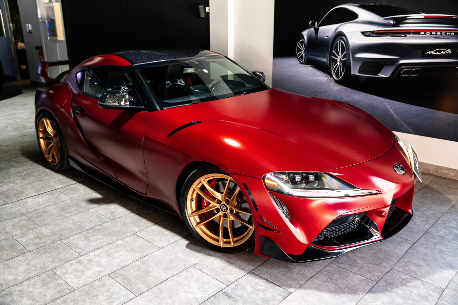 TOYOTA SUPRA
