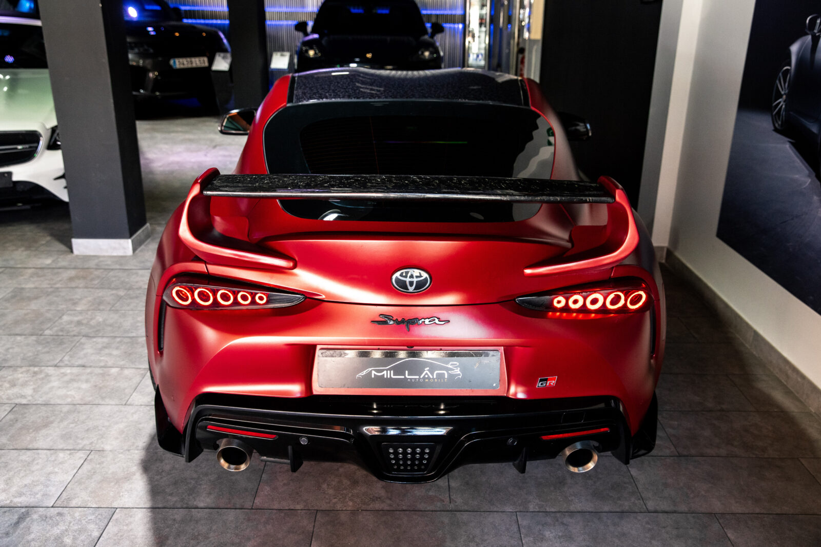 TOYOTA SUPRA