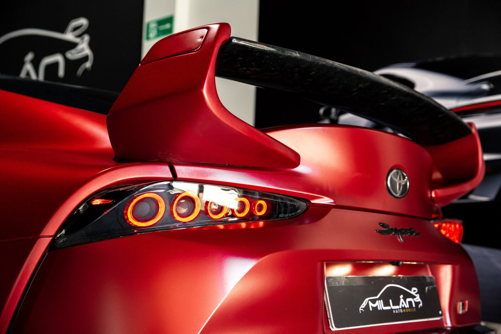 TOYOTA SUPRA