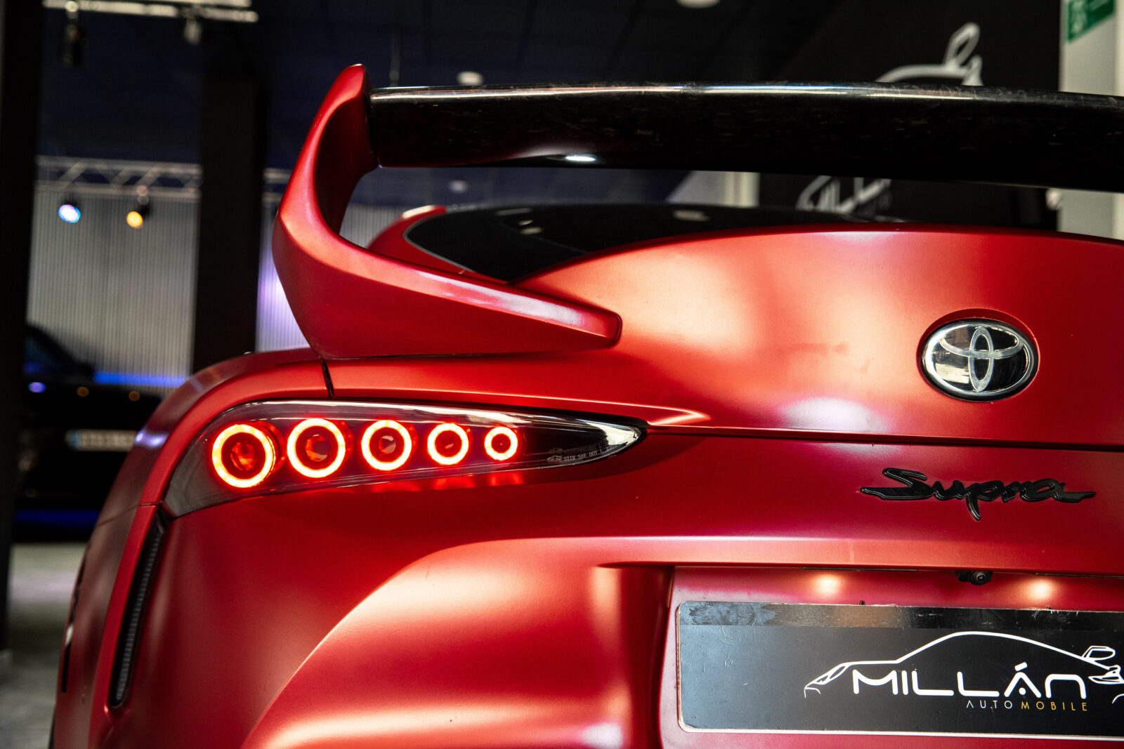 TOYOTA SUPRA