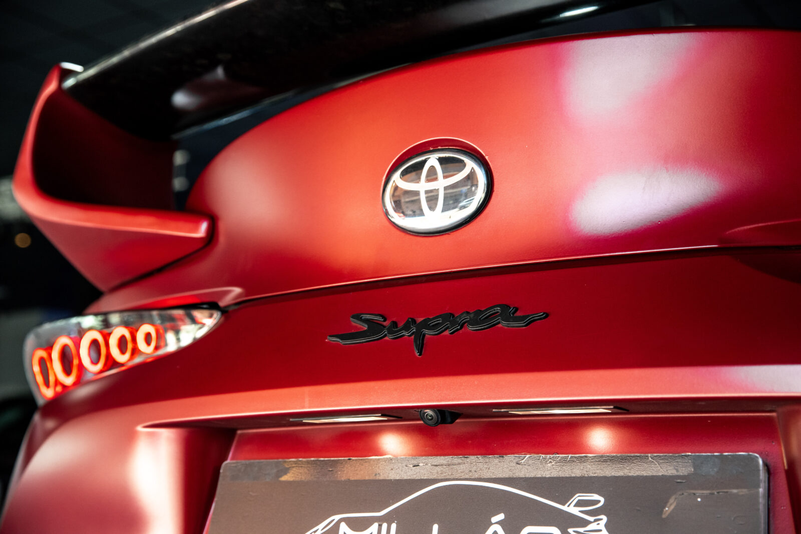 TOYOTA SUPRA