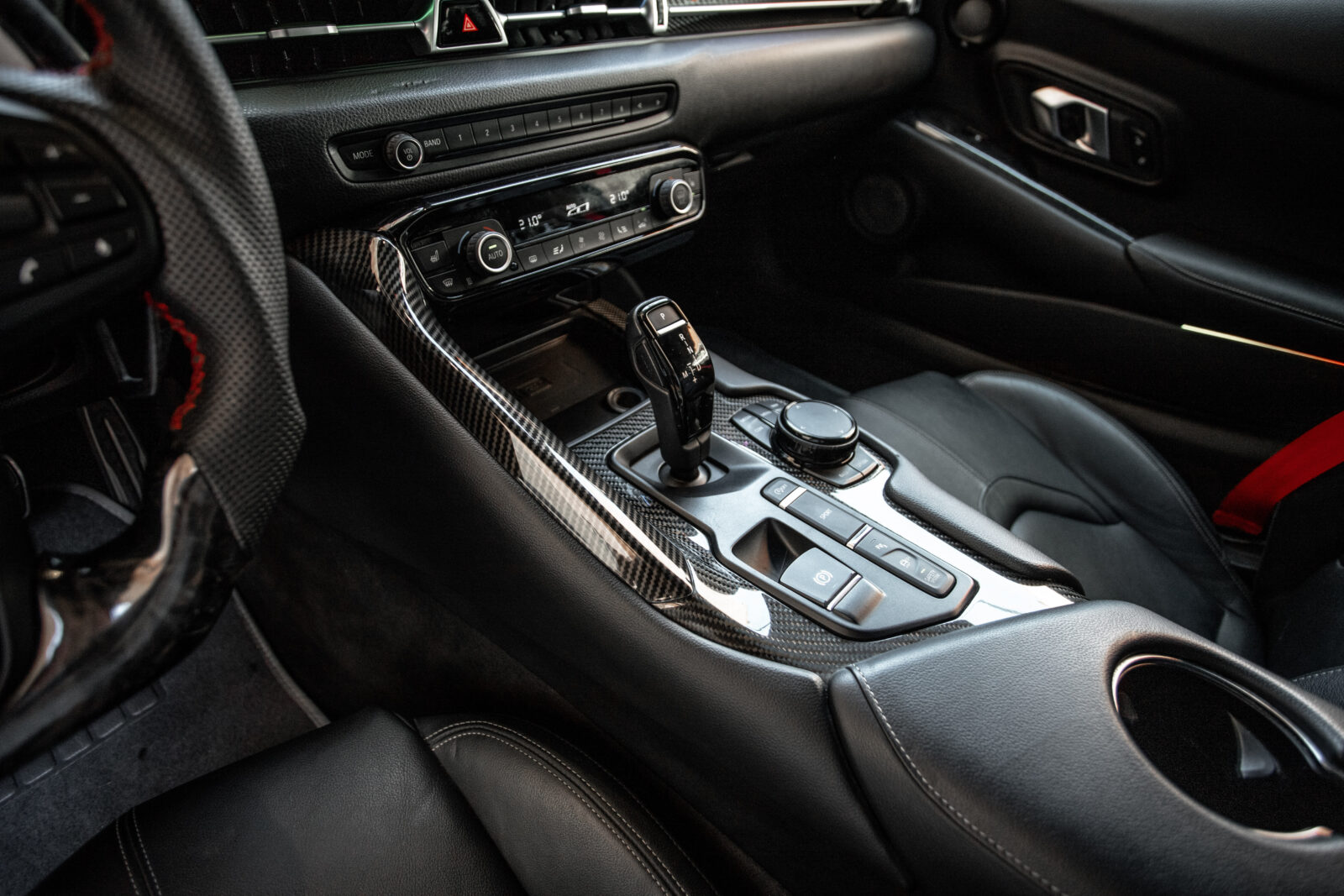 TOYOTA SUPRA