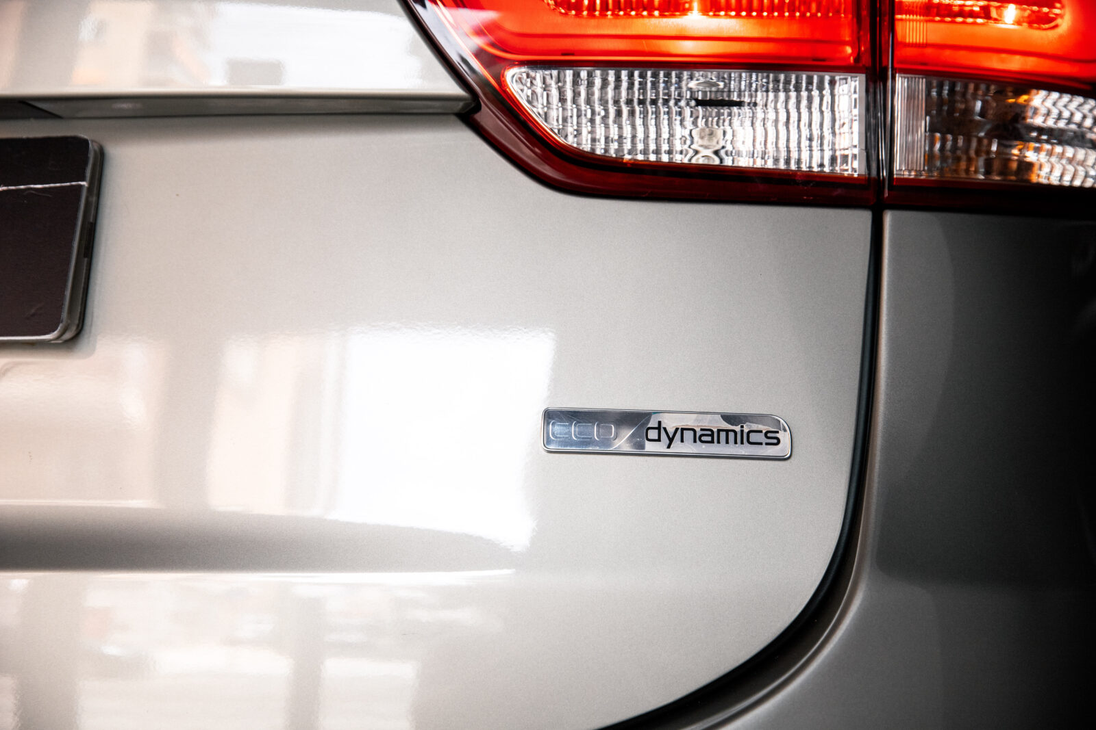 KIA CARENS 1.7 CRDi VGT Concept EcoDynam 5pl