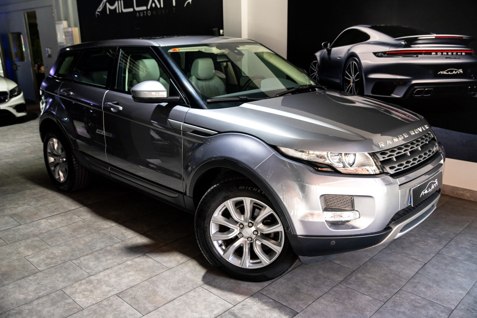 LAND-ROVER Range Rover Evoque  2.2L TD4 4x4 Dynamic Auto