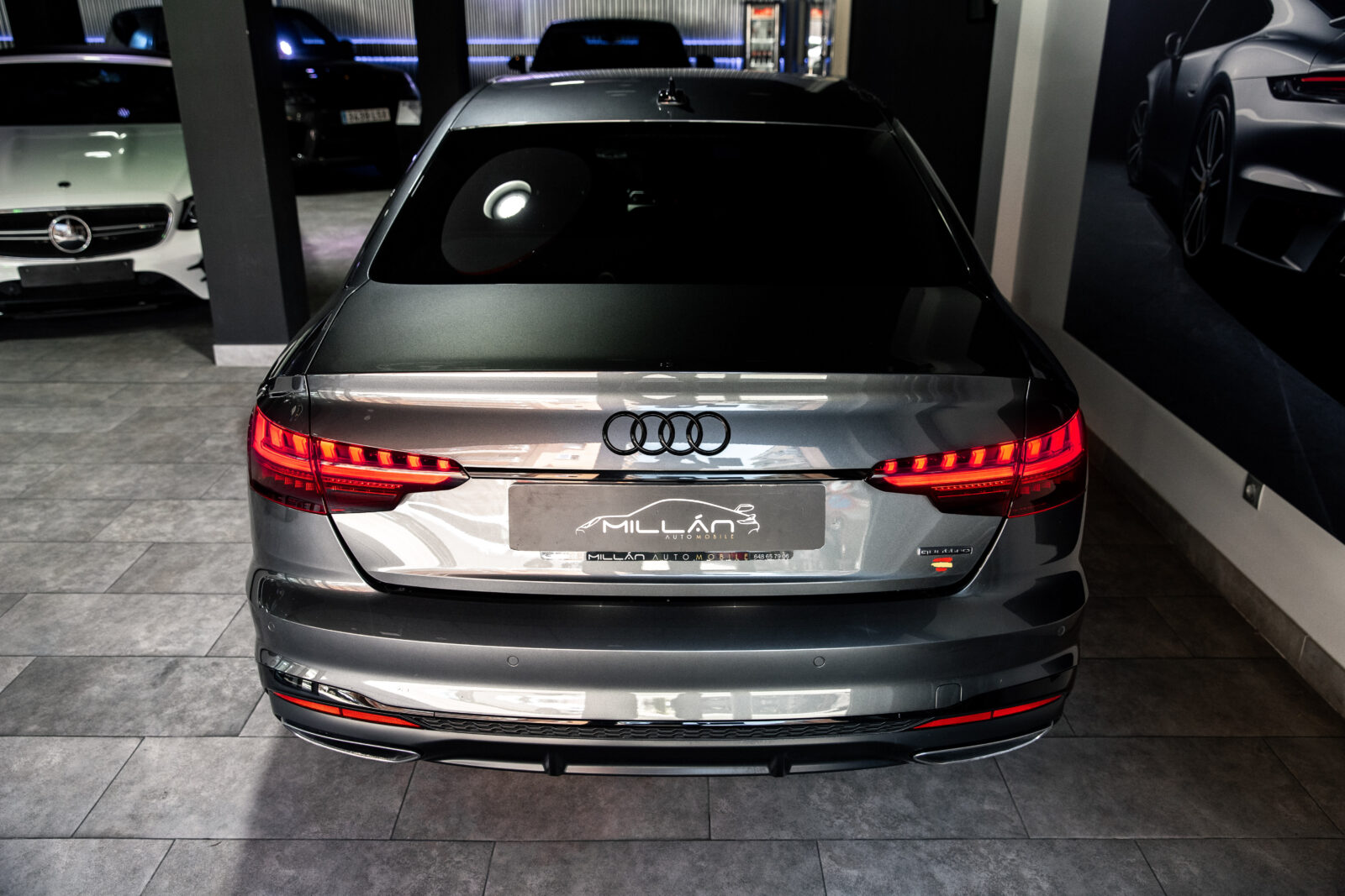 AUDI A4 Black line 40 TDI quattro S tronic