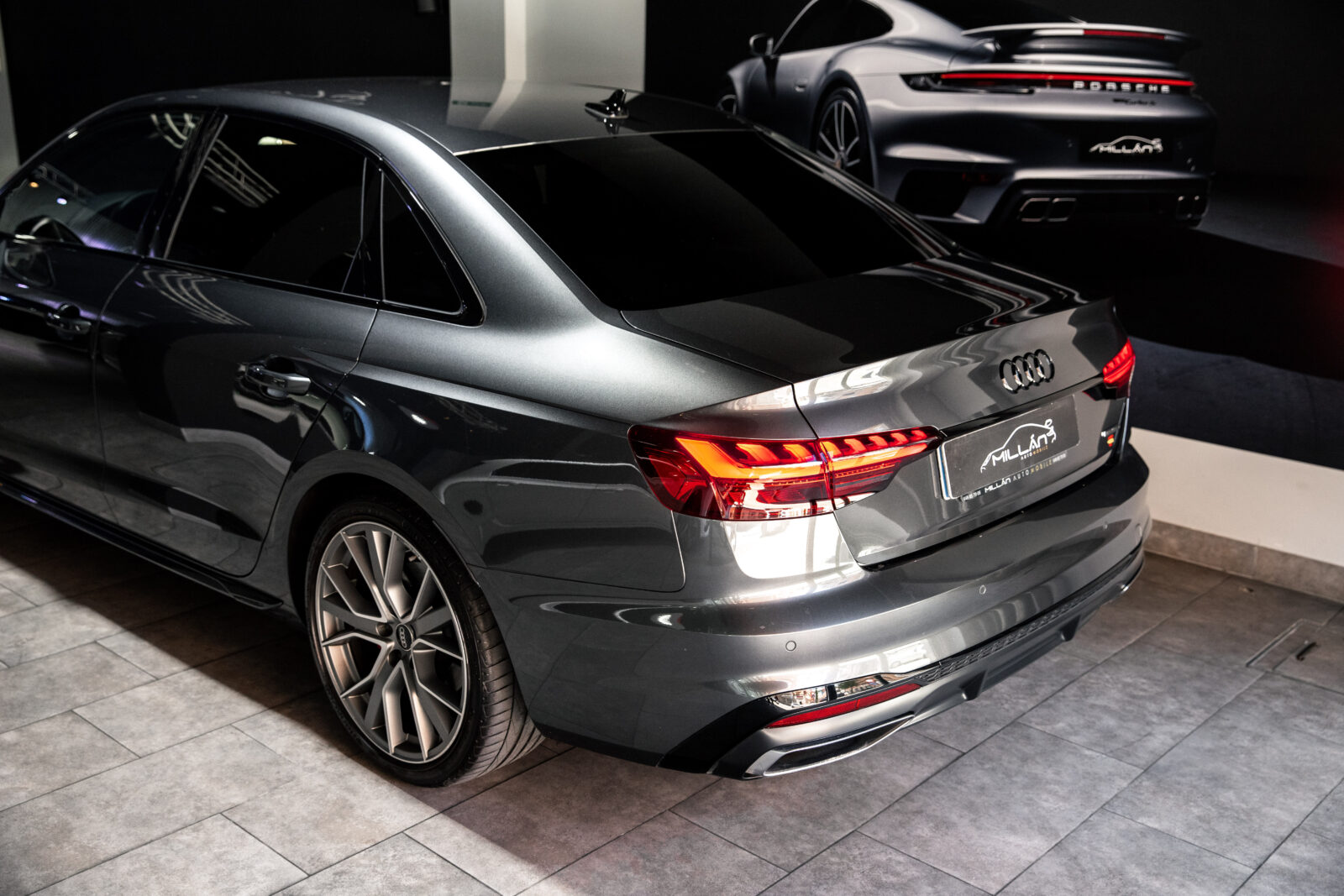 AUDI A4 Black line 40 TDI quattro S tronic