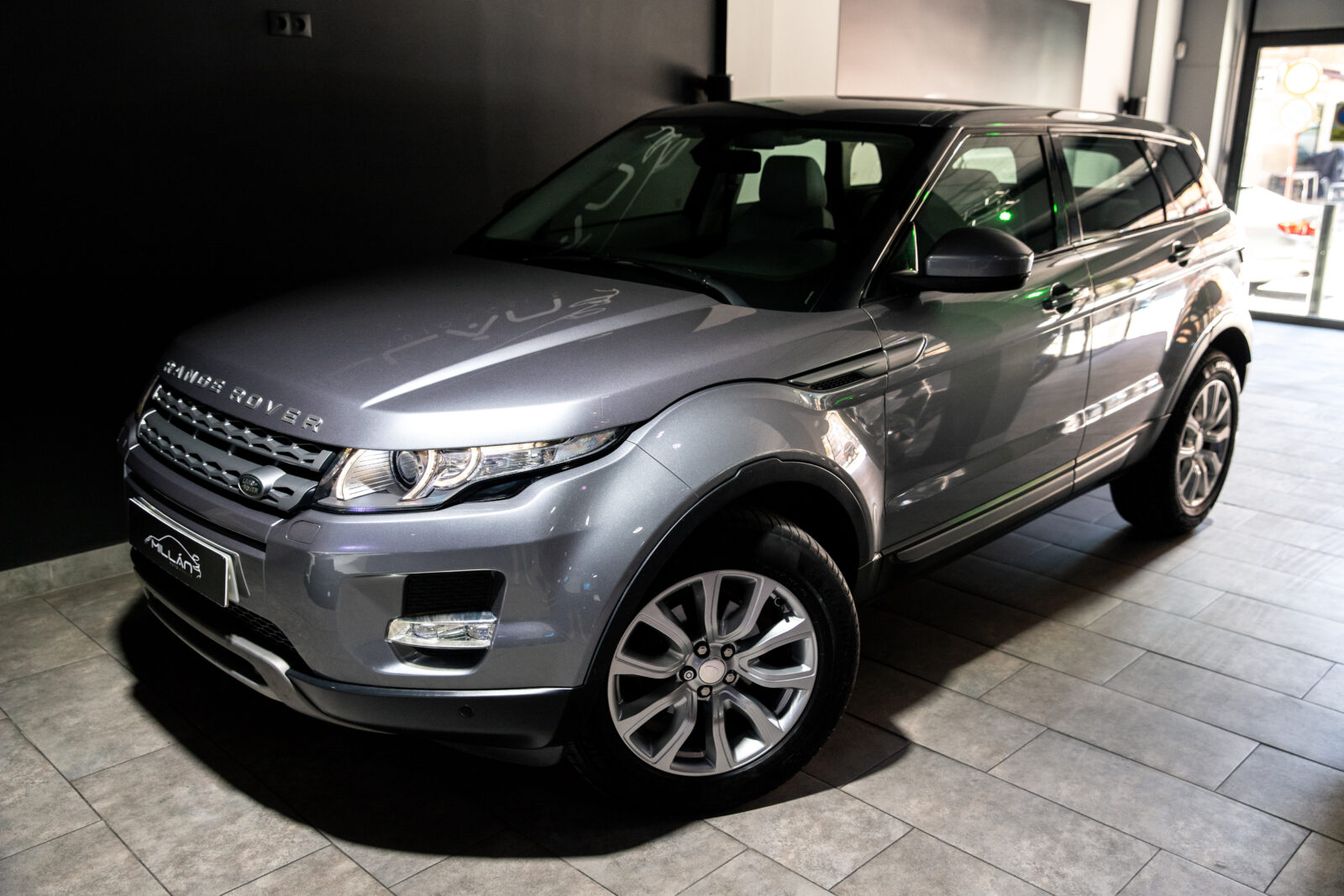 LAND-ROVER Range Rover Evoque  2.2L TD4 4x4 Dynamic Auto