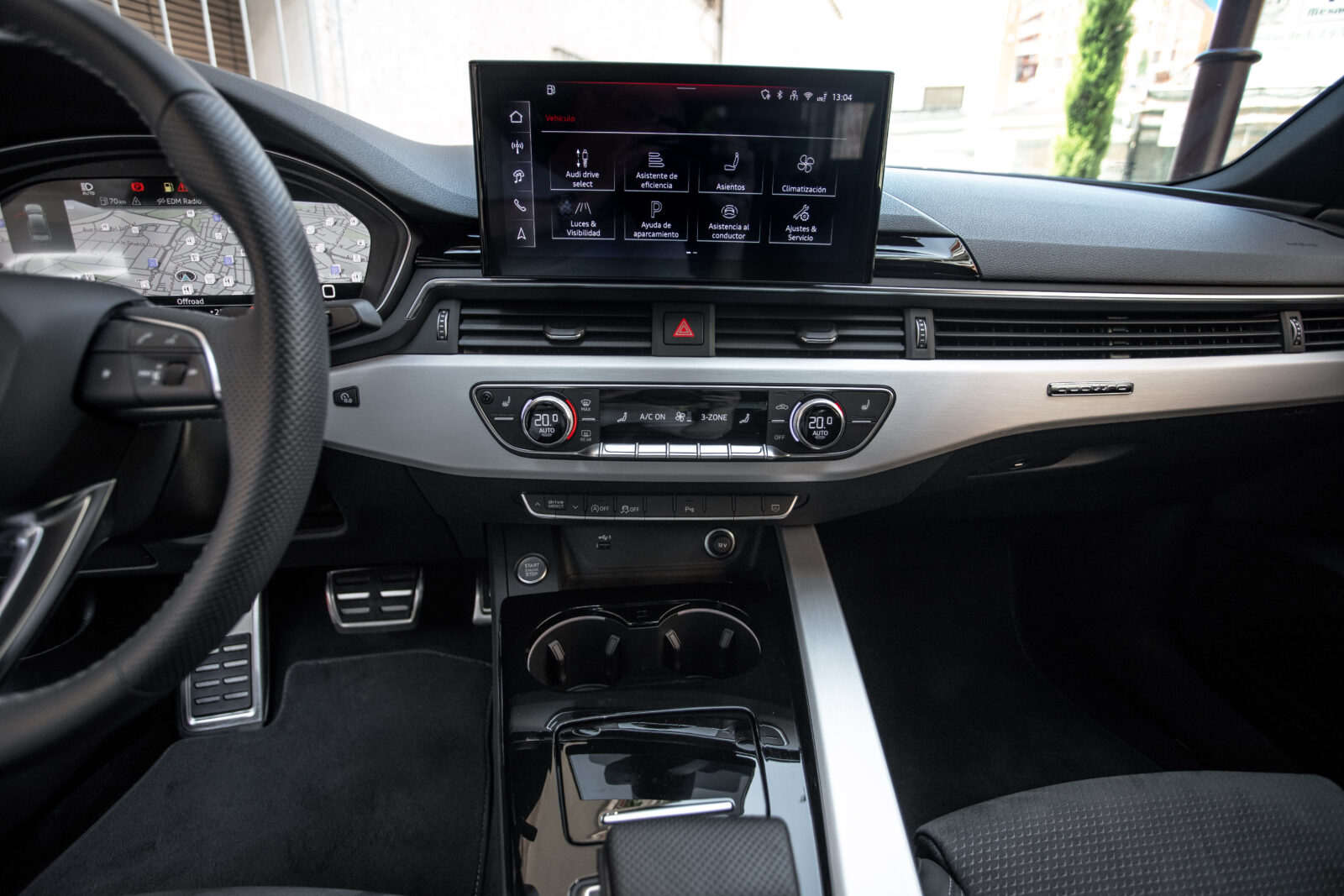 AUDI A4 Black line 40 TDI quattro S tronic