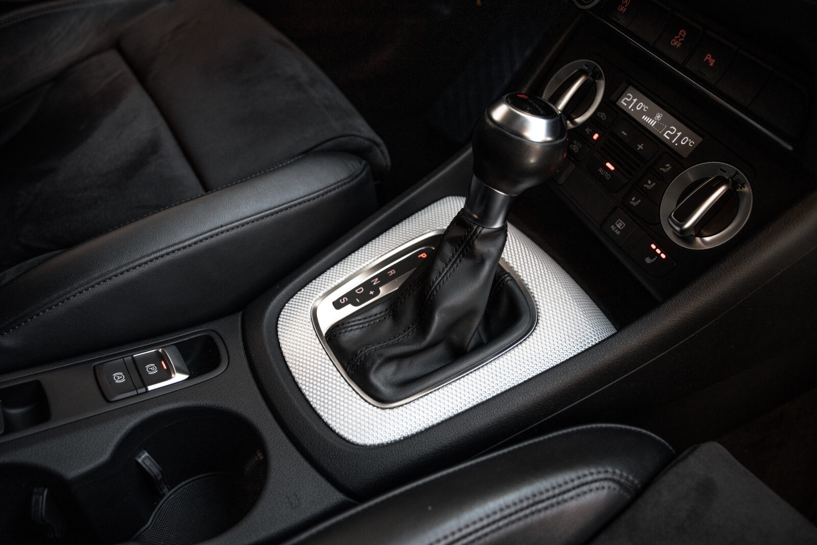 AUDI Q3 2.0 TDI quattro S tronic Ambition