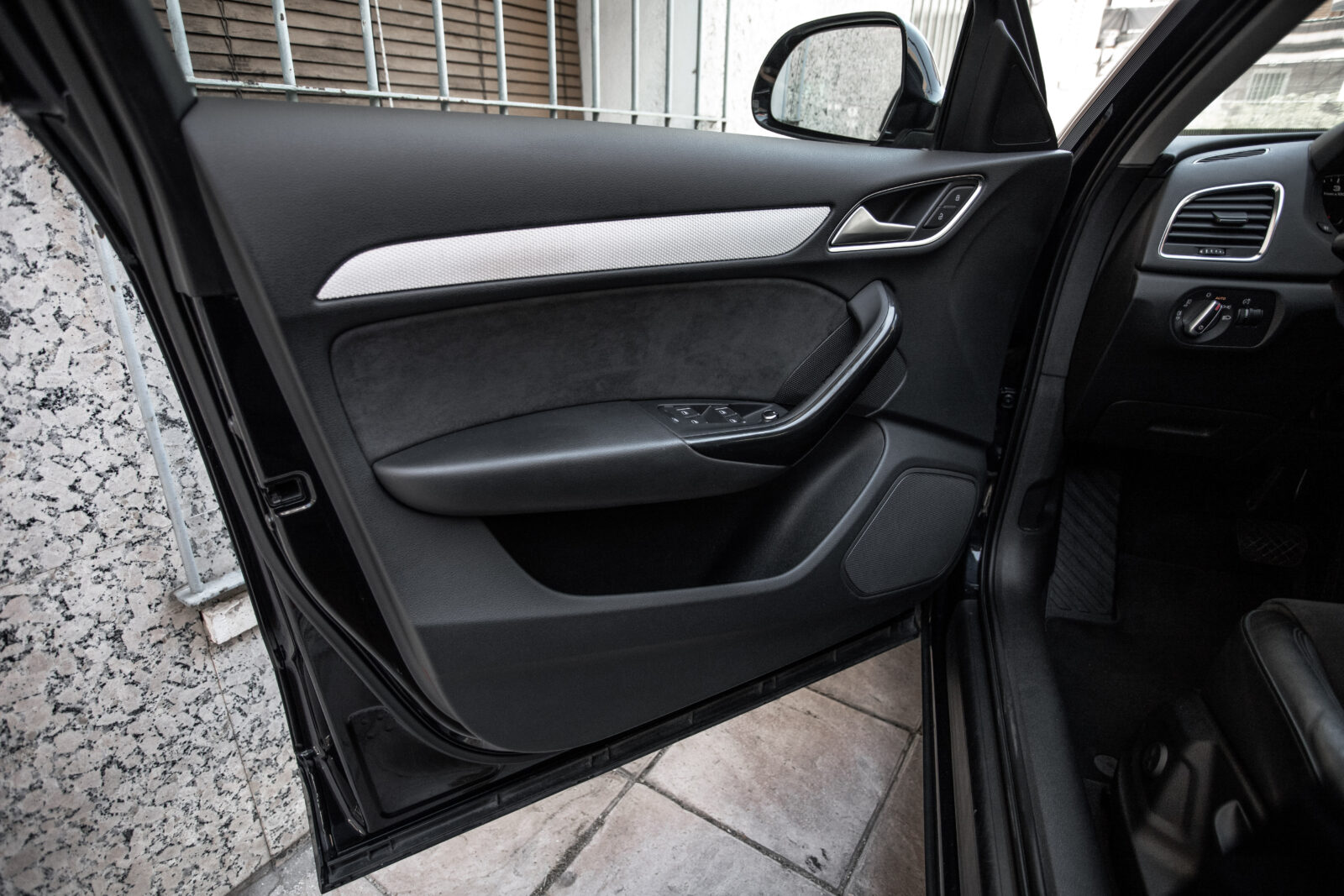 AUDI Q3 2.0 TDI quattro S tronic Ambition