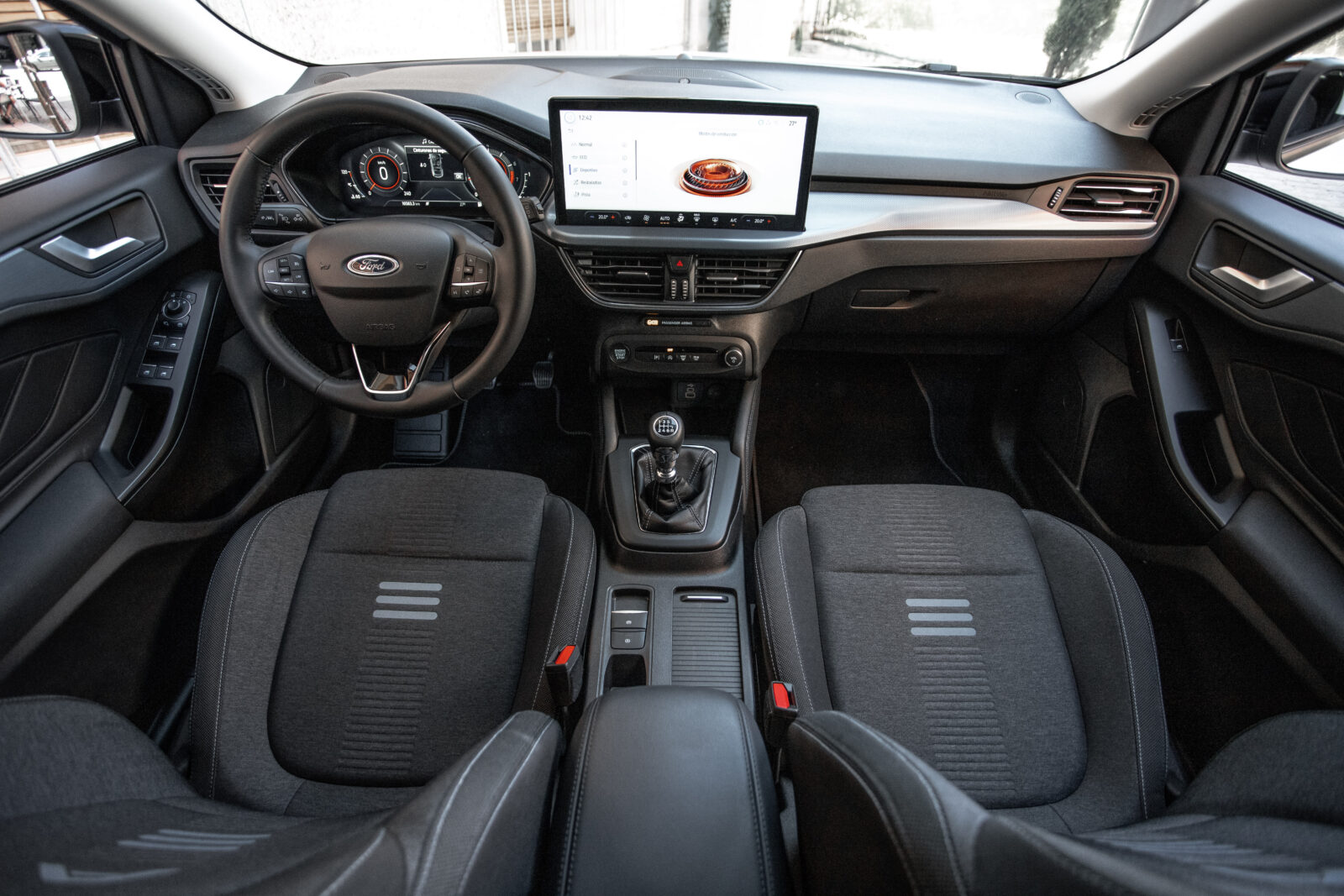 FORD FOCUS 1.0 Ecoboost MHEV Active X