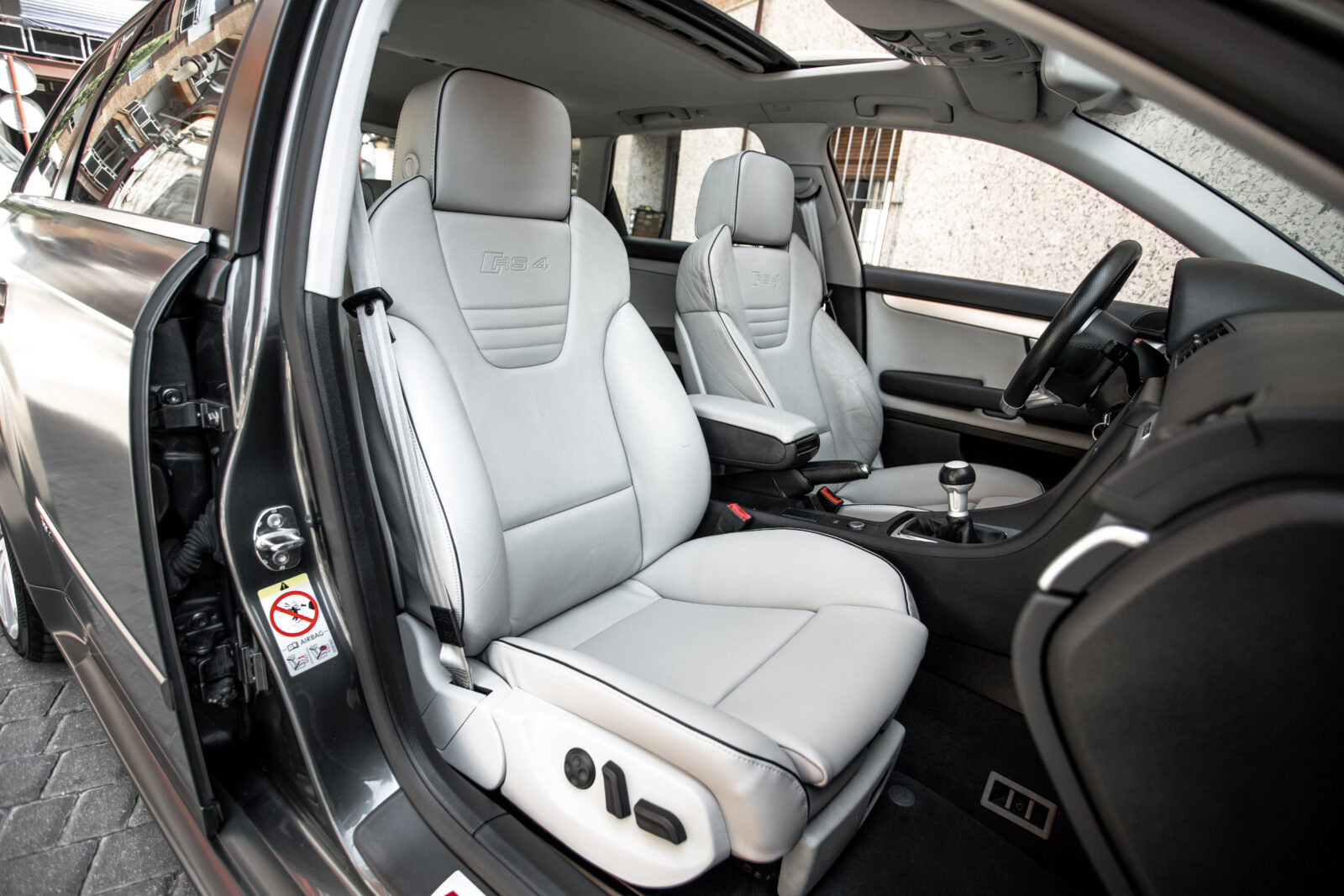 AUDI RS4 4.2 FSI quattro Avant