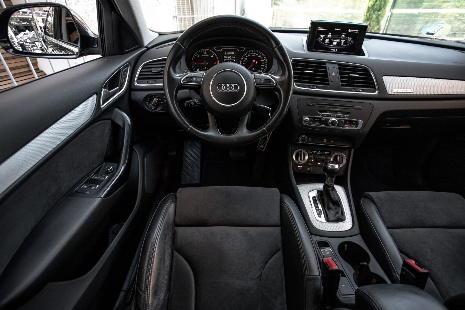 AUDI Q3 2.0 TDI quattro S tronic Ambition