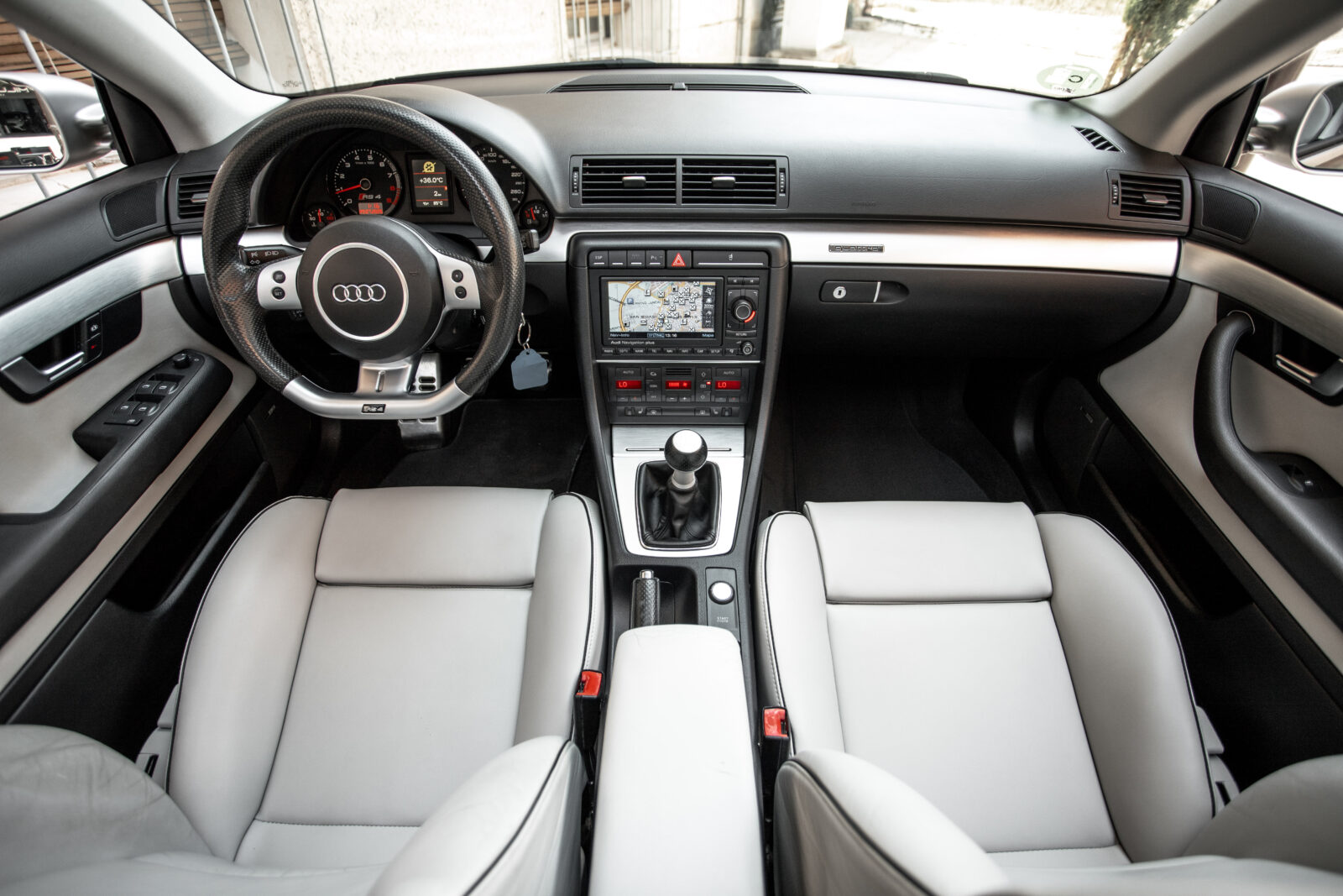 AUDI RS4 4.2 FSI quattro Avant