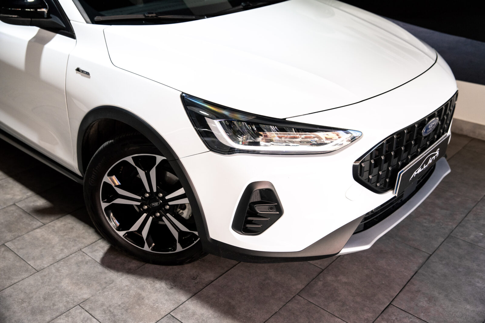 FORD FOCUS 1.0 Ecoboost MHEV Active X