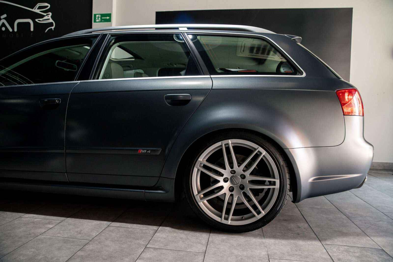 AUDI RS4 4.2 FSI quattro Avant