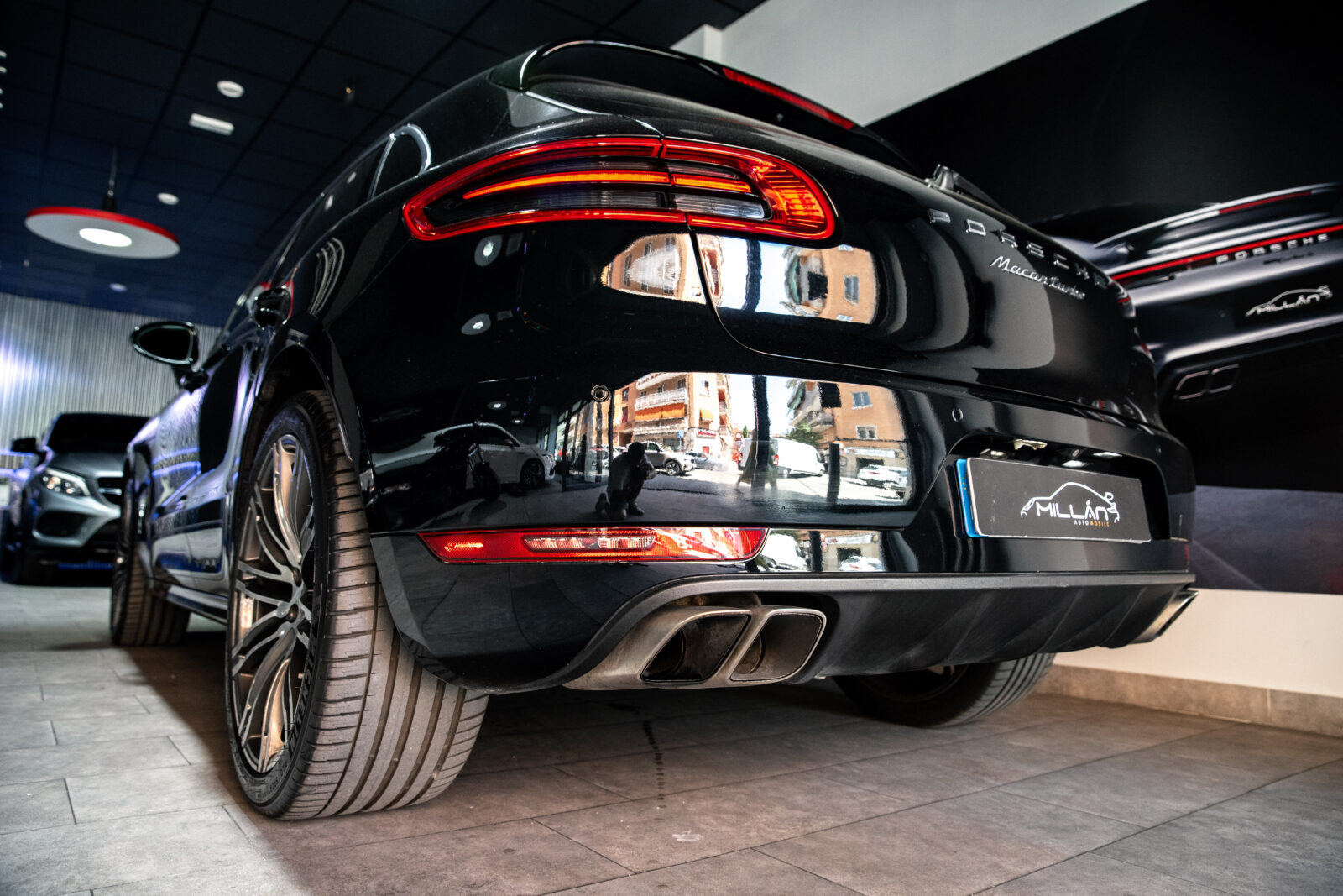 PORSCHE Macan Turbo