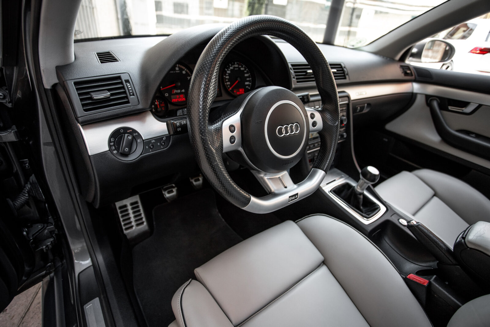 AUDI RS4 4.2 FSI quattro Avant