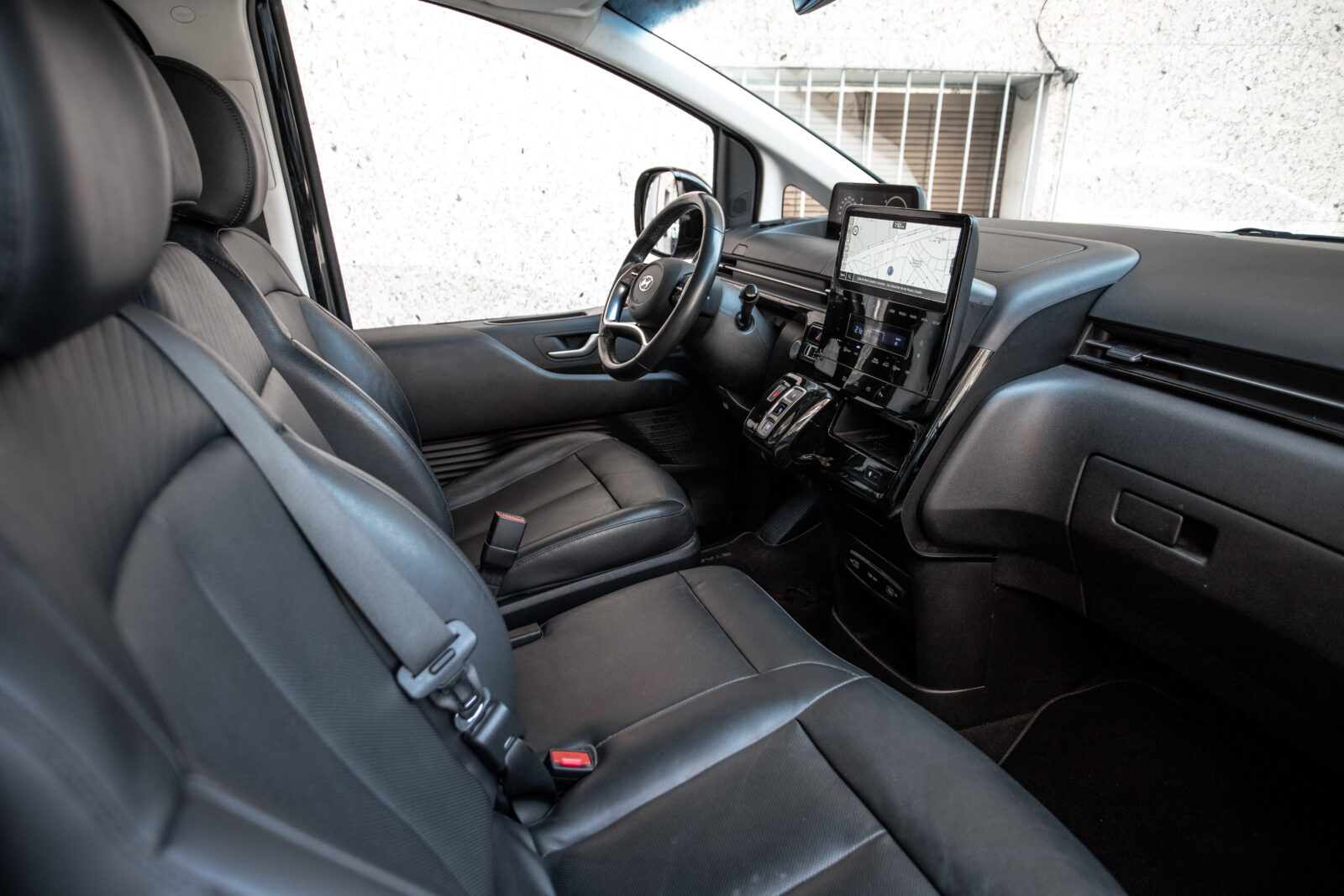 HYUNDAI STARIA 2.2 CRDI Tecno 9S