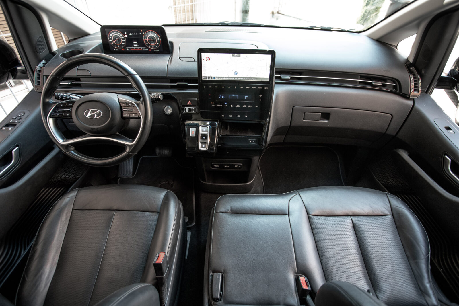 HYUNDAI STARIA 2.2 CRDI Tecno 9S