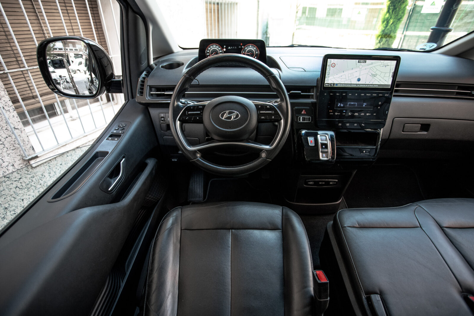 HYUNDAI STARIA 2.2 CRDI Tecno 9S