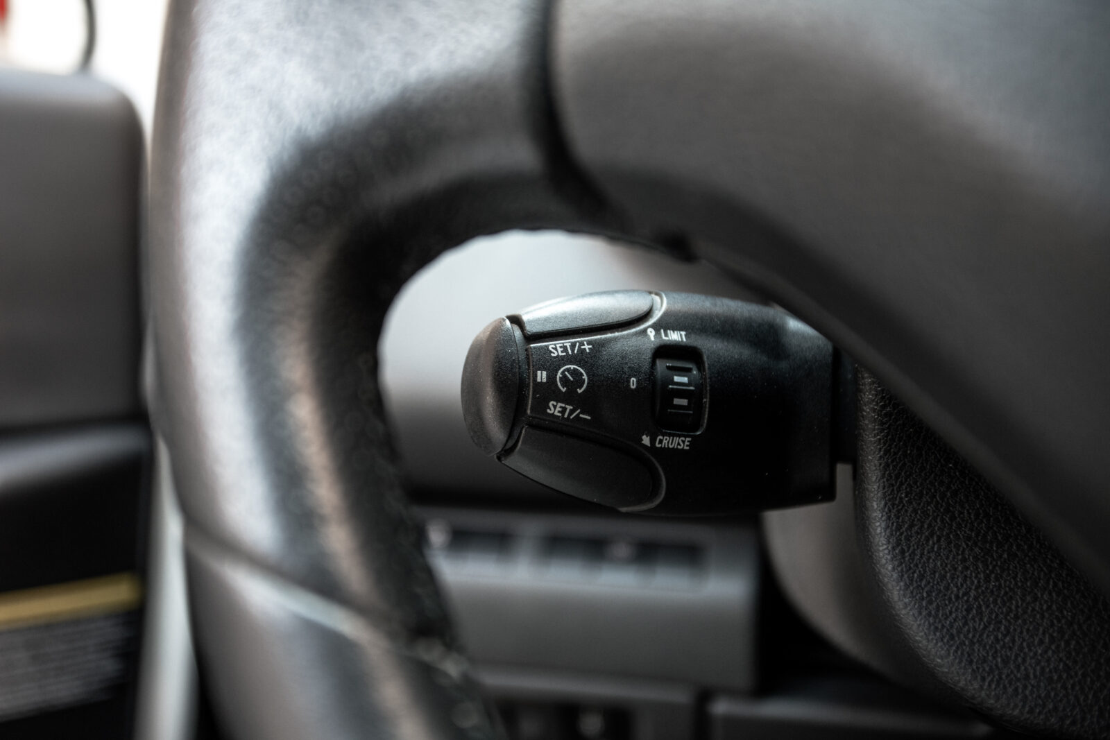 PEUGEOT 5008 PEUGEOT 3008 Style 1.6 BlueHDI 120 EAT6