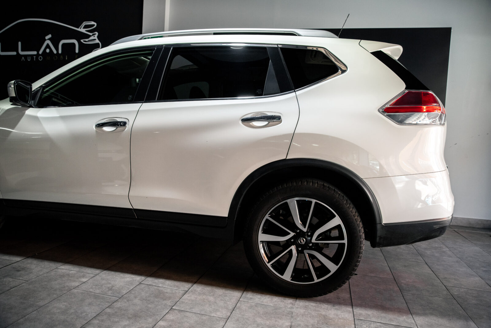 NISSAN XTRAIL 1.6 dCi TEKNA