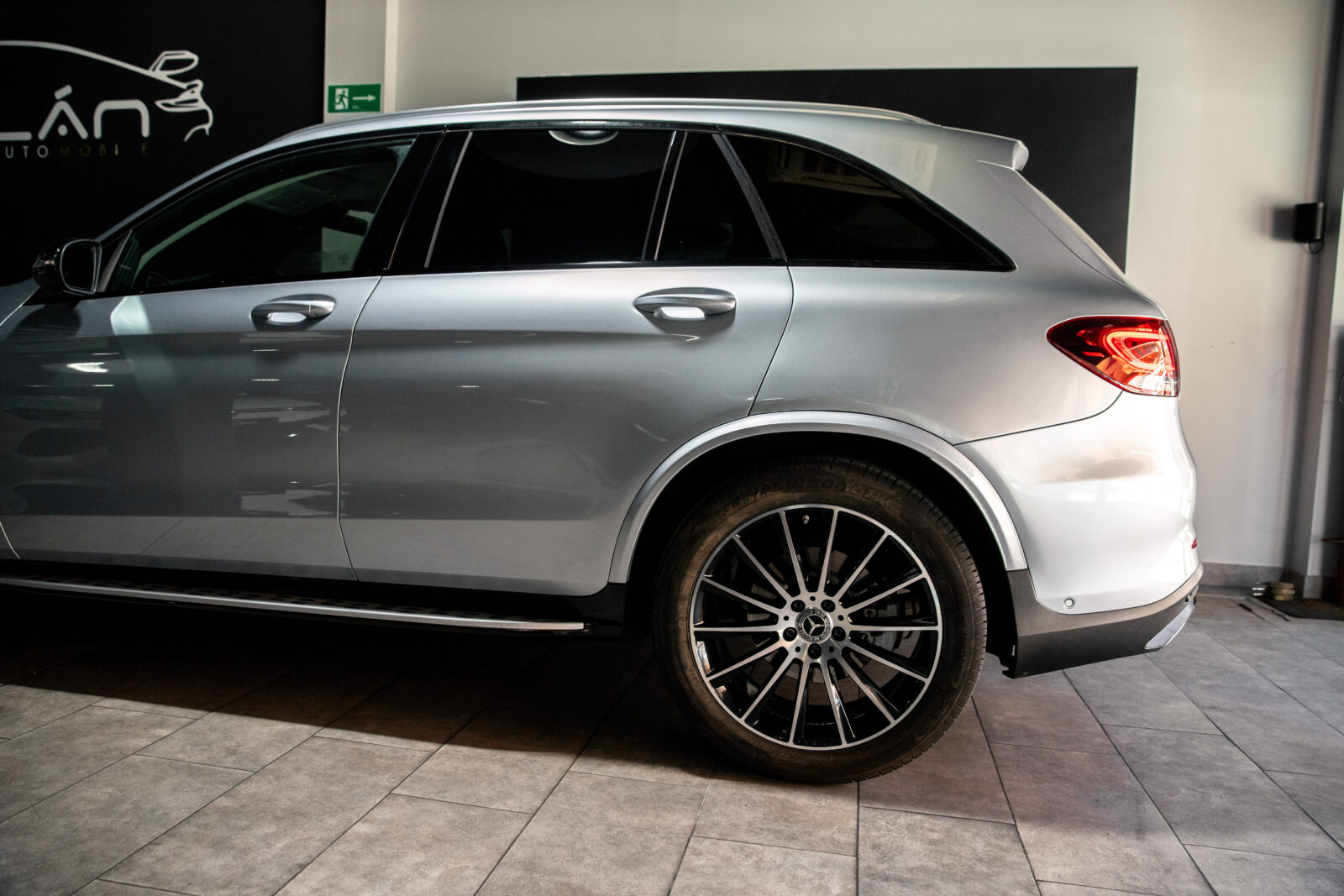 MERCEDES-BENZ GLC 220d 4 matic