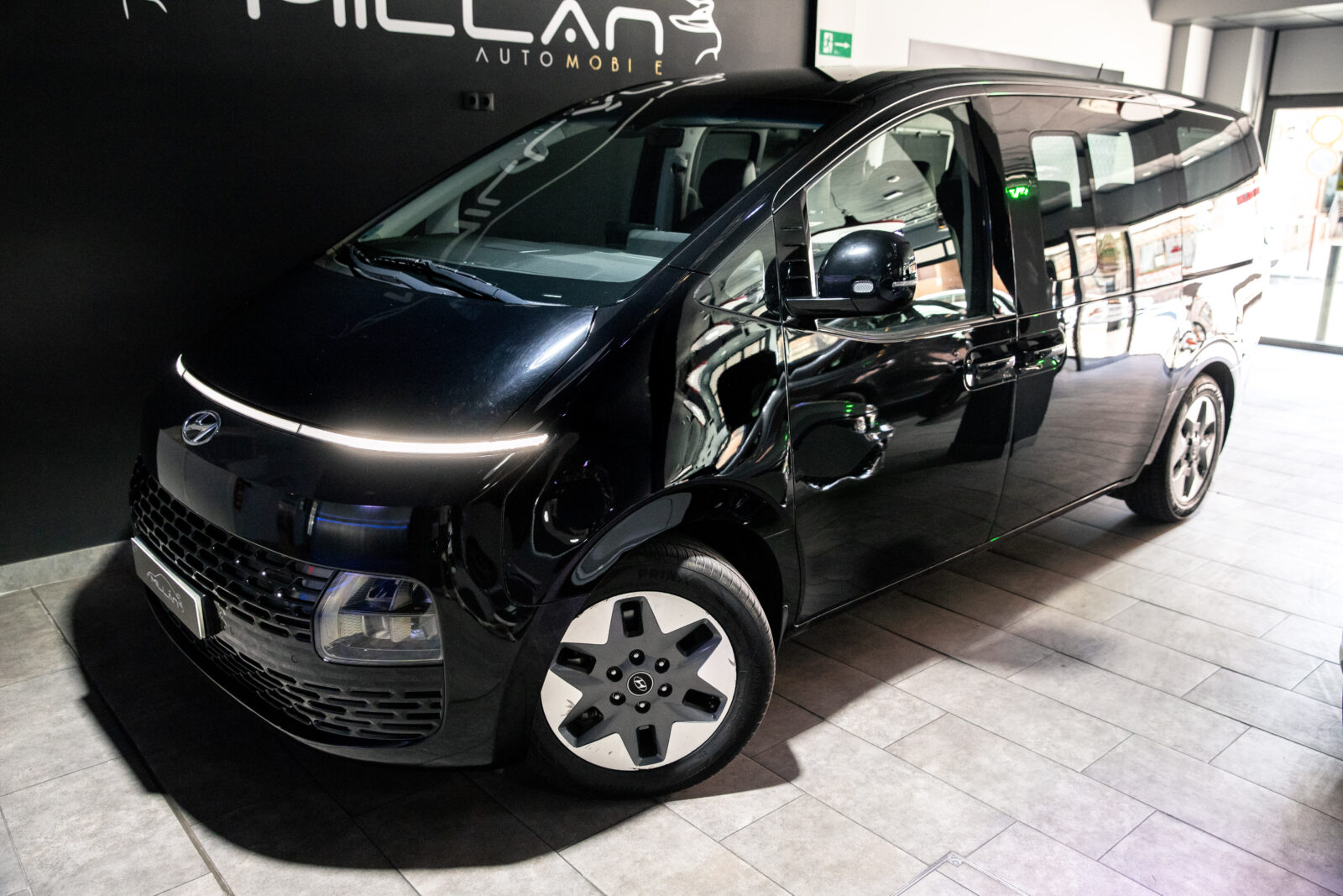 HYUNDAI STARIA 2.2 CRDI Tecno 9S