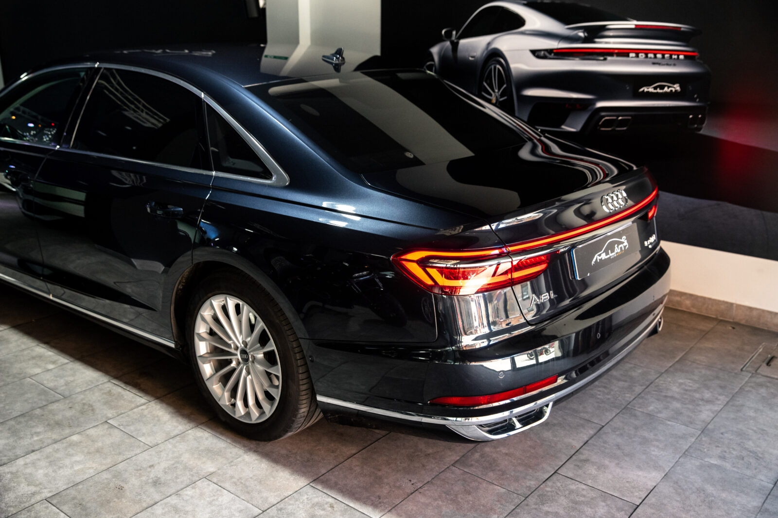 AUDI A8 L 50 TDI quattro tiptronic