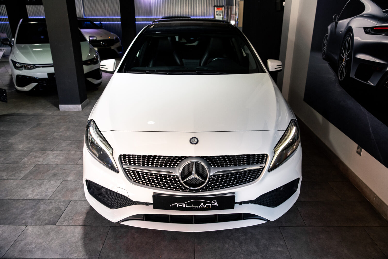 MERCEDES-BENZ A 200d AMG