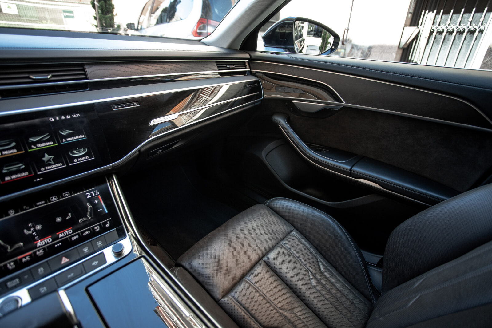 AUDI A8 L 50 TDI quattro tiptronic