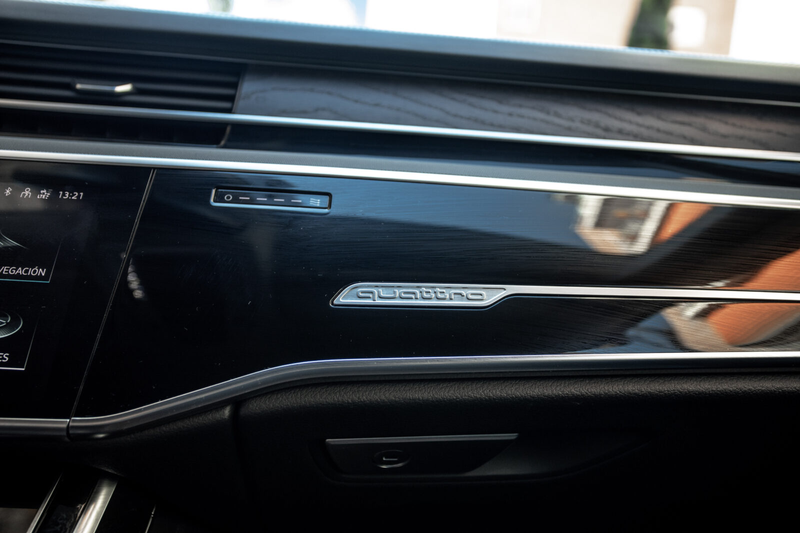AUDI A8 L 50 TDI quattro tiptronic