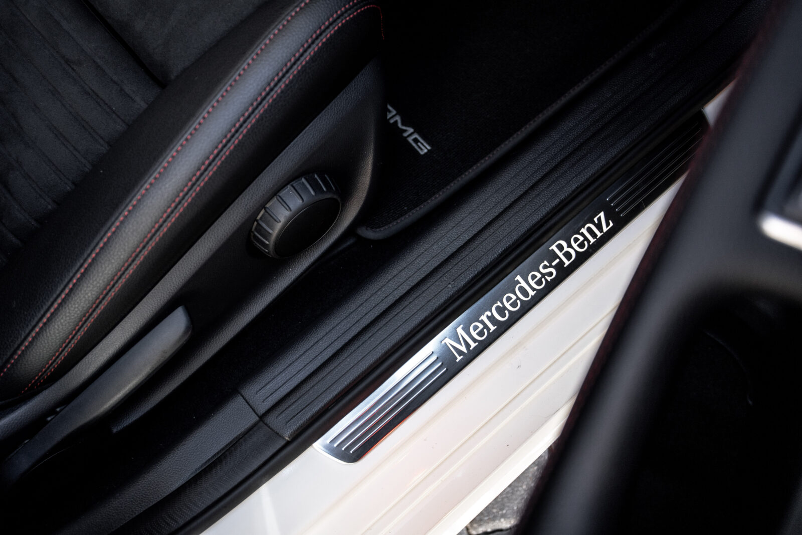 MERCEDES-BENZ A 200d AMG