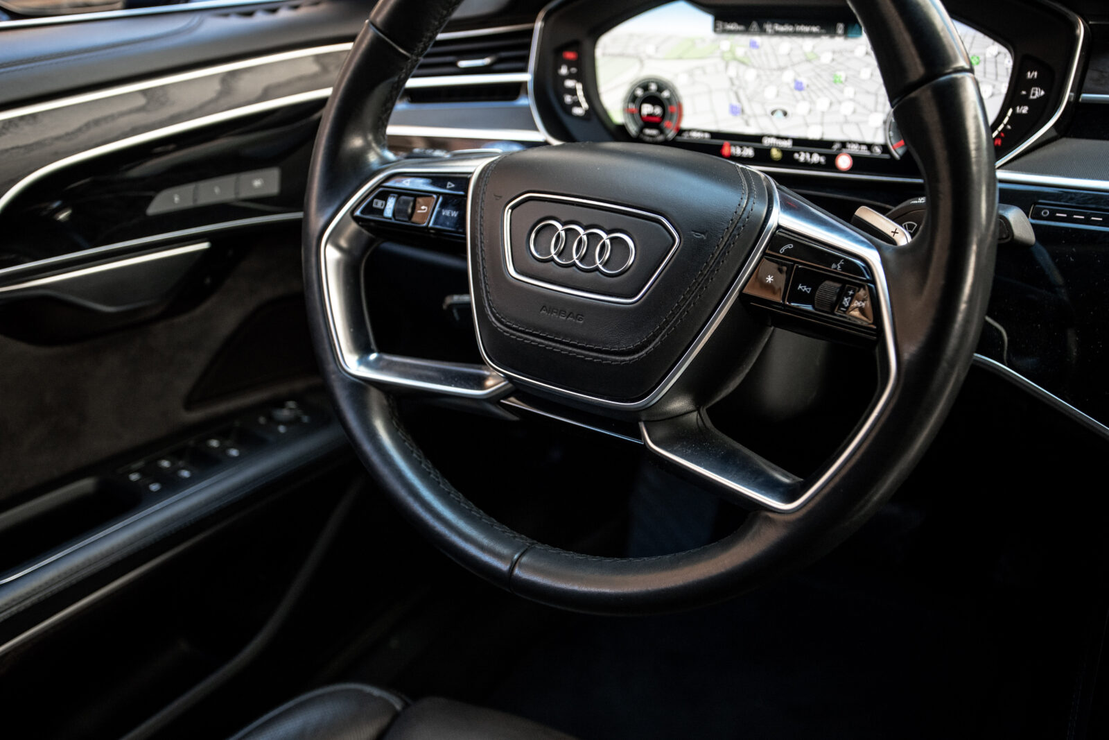 AUDI A8 L 50 TDI quattro tiptronic
