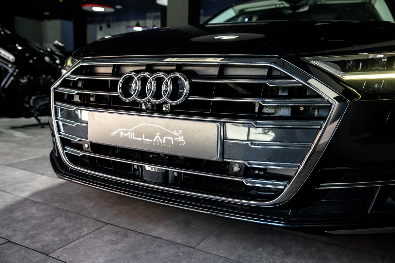 AUDI A8 L 50 TDI quattro tiptronic